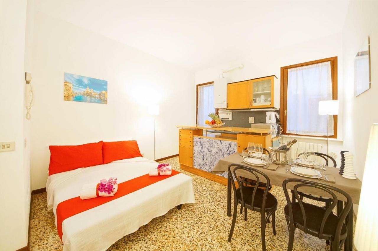 Santa Marina Rialto *